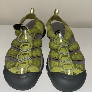 Keen Women's Olive and Charcoal Loafers
